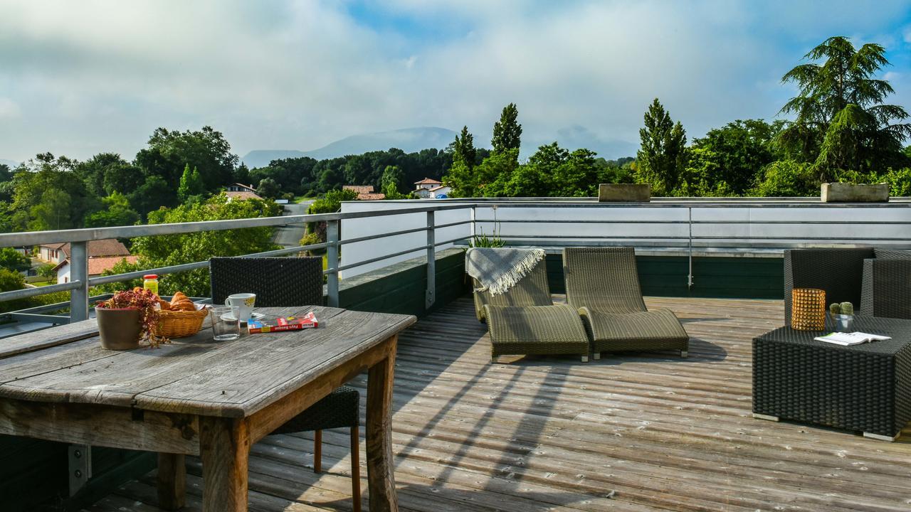 Hotel Restaurant Aldaburua Larressore Екстер'єр фото
